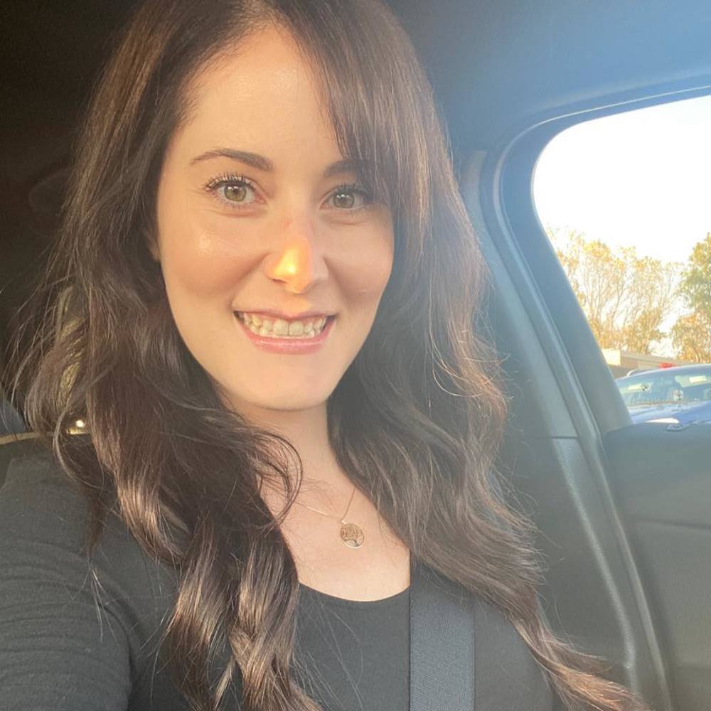 Meet your Posher, Steph